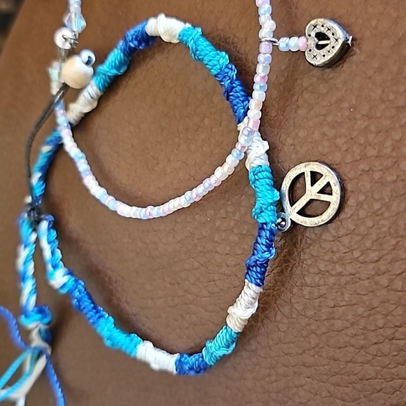 5/$25 Macrame Peace Sign Bracelet and Pastel Beaded Heart Charm Bracelet - Picture 4 of 6